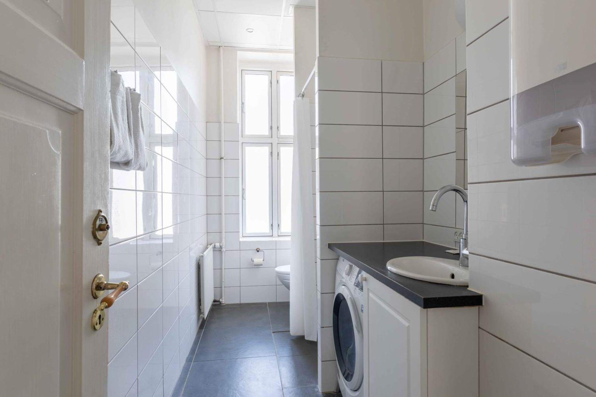 Lovely 3br Manor 5 Min From Tivoli Gardens Leilighet