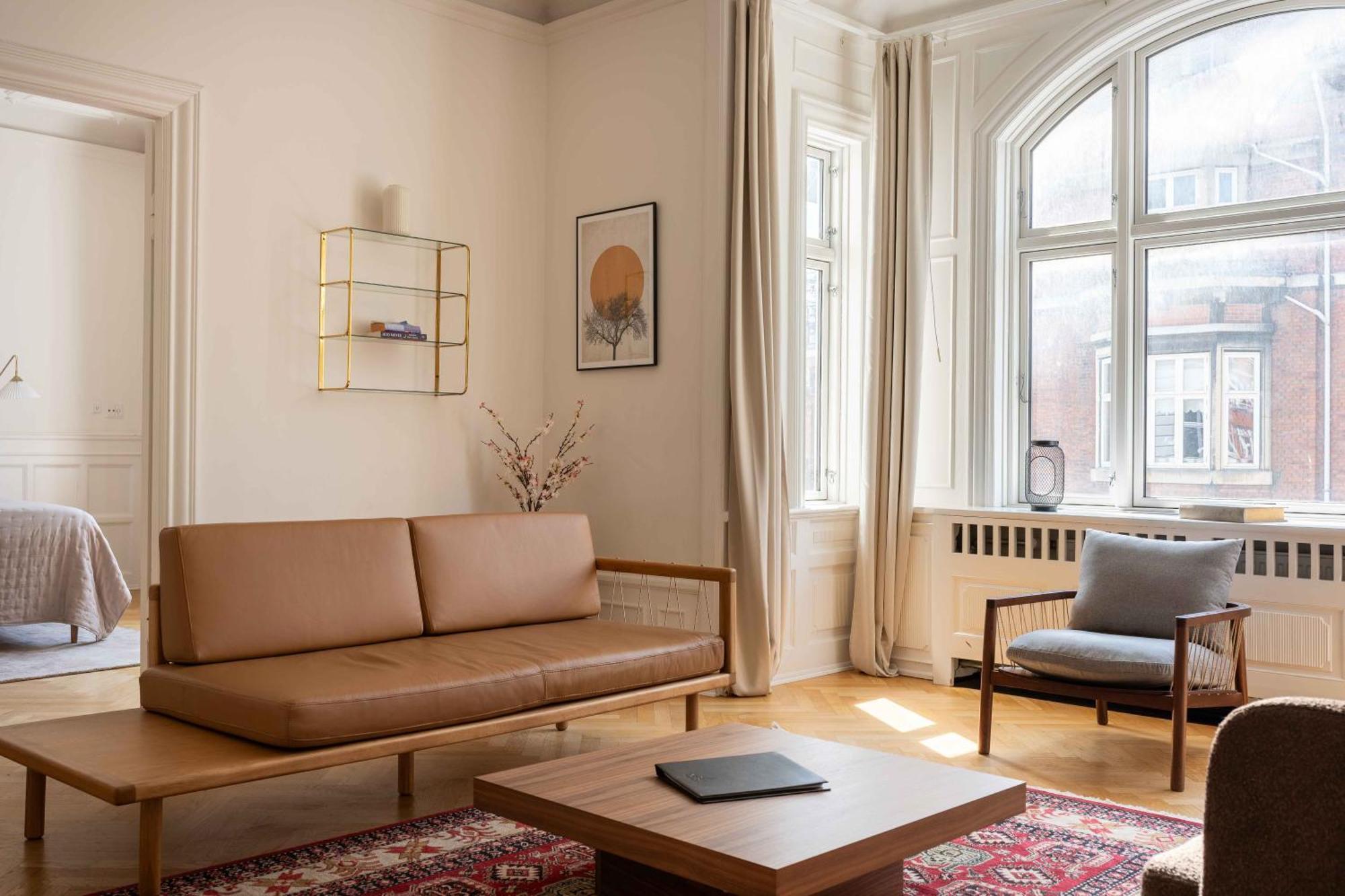 Lovely 3br Manor 5 Min From Tivoli Gardens København